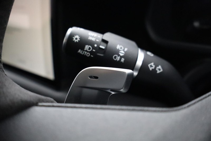 2022 (22) LAND ROVER DEFENDER 5.0 P525 V8 110 5dr Auto 5155735