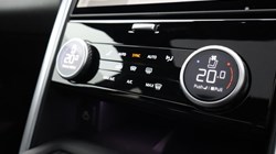 2025 (25) LAND ROVER DISCOVERY 3.0 D350 35th Edition 5dr Auto 5152869