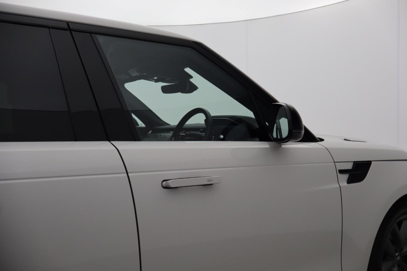 2024 (24) LAND ROVER RANGE ROVER SPORT 3.0 D300 Dynamic SE 5dr Auto 5154487