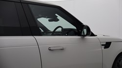 2024 (24) LAND ROVER RANGE ROVER SPORT 3.0 D300 Dynamic SE 5dr Auto 5154487