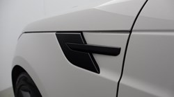 2024 (24) LAND ROVER RANGE ROVER SPORT 3.0 D300 Dynamic SE 5dr Auto 5154437