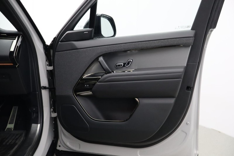 2024 (24) LAND ROVER RANGE ROVER SPORT 3.0 D300 Dynamic SE 5dr Auto 5154462