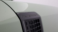 2023 (23) LAND ROVER DEFENDER 3.0 D300 75th Limited Edition 90 3dr Auto 5170227