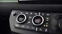 2023 (23) LAND ROVER DEFENDER 3.0 D300 75th Limited Edition 90 3dr Auto 5170258