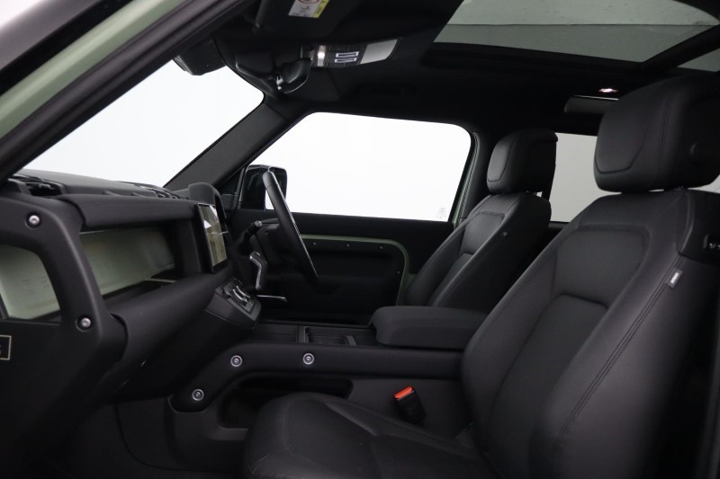 2023 (23) LAND ROVER DEFENDER 3.0 D300 75th Limited Edition 90 3dr Auto 5170217