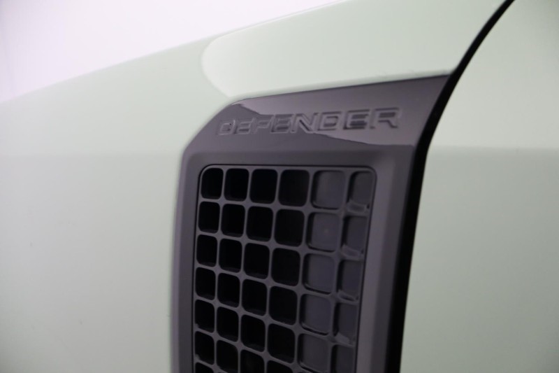 2023 (23) LAND ROVER DEFENDER 3.0 D300 75th Limited Edition 90 3dr Auto 5170237