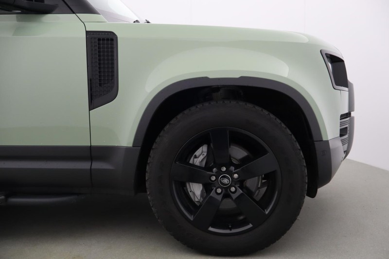 2023 (23) LAND ROVER DEFENDER 3.0 D300 75th Limited Edition 90 3dr Auto 5170231