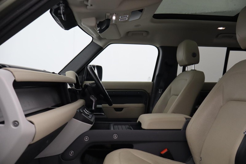 2022 (22) LAND ROVER DEFENDER 3.0 D300 SE 110 5dr Auto [7 Seat] 5173370