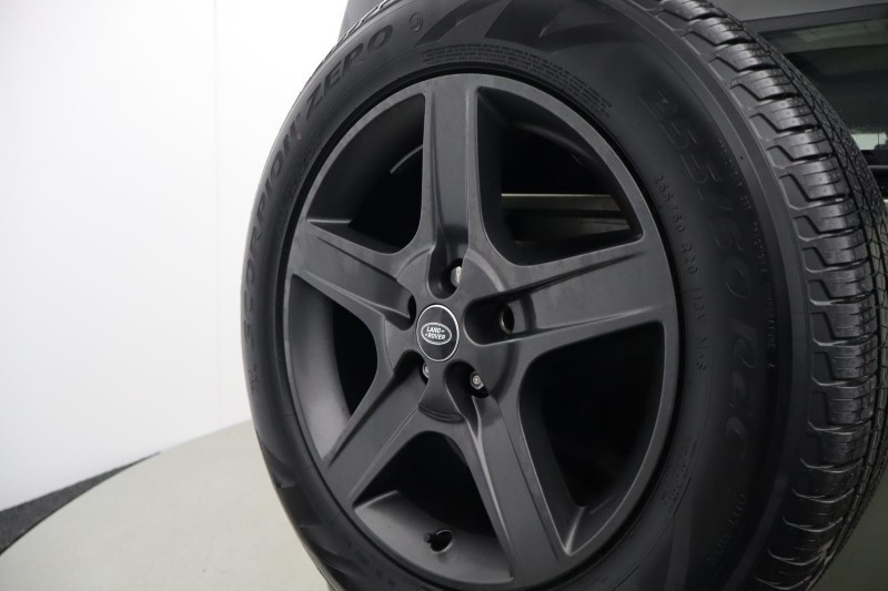 2022 (22) LAND ROVER DEFENDER 3.0 D300 SE 110 5dr Auto [7 Seat] 5173365