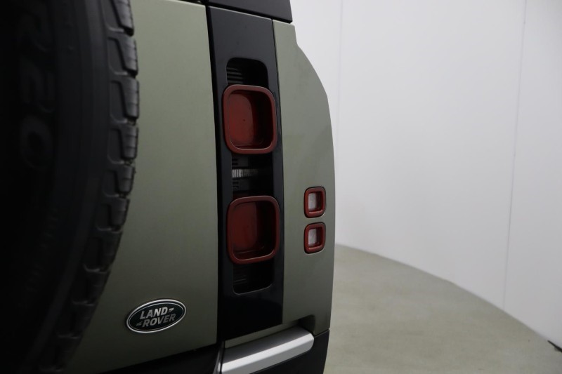 2022 (22) LAND ROVER DEFENDER 3.0 D300 SE 110 5dr Auto [7 Seat] 5173364