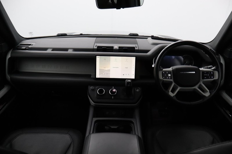 2023 (23) LAND ROVER DEFENDER 3.0 D250 X-Dynamic HSE 110 5dr Auto 5156001