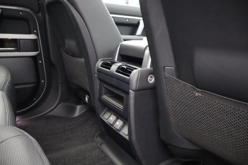 2023 (23) LAND ROVER DEFENDER 3.0 D250 X-Dynamic HSE 110 5dr Auto 5155978