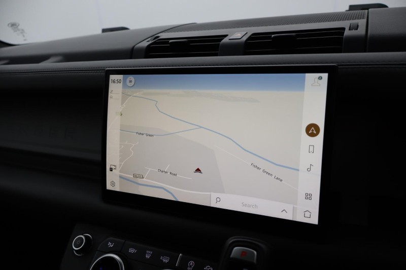 2023 (23) LAND ROVER DEFENDER 3.0 D250 X-Dynamic HSE 110 5dr Auto 5156026