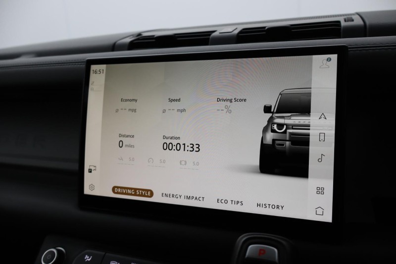 2023 (23) LAND ROVER DEFENDER 3.0 D250 X-Dynamic HSE 110 5dr Auto 5156040