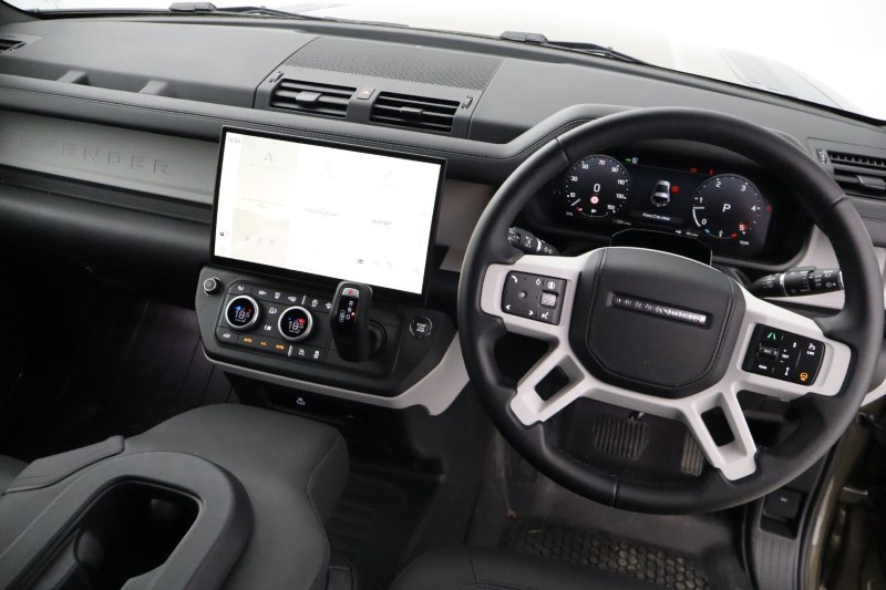 2026 (75) LAND ROVER COMMERCIAL DEFENDER 3.0 D350 Hard Top X-Dynamic HSE Auto [3 Seat] 5184705