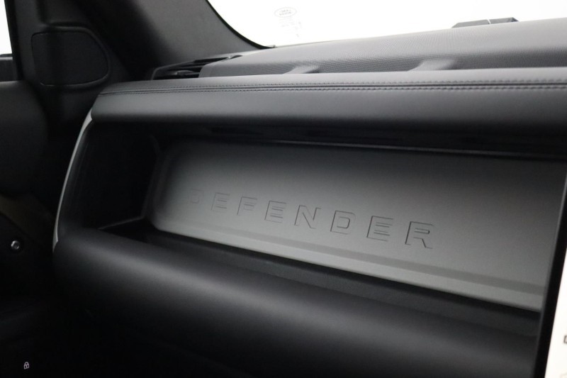 2026 (75) LAND ROVER COMMERCIAL DEFENDER 3.0 D350 Hard Top X-Dynamic HSE Auto [3 Seat] 5184697