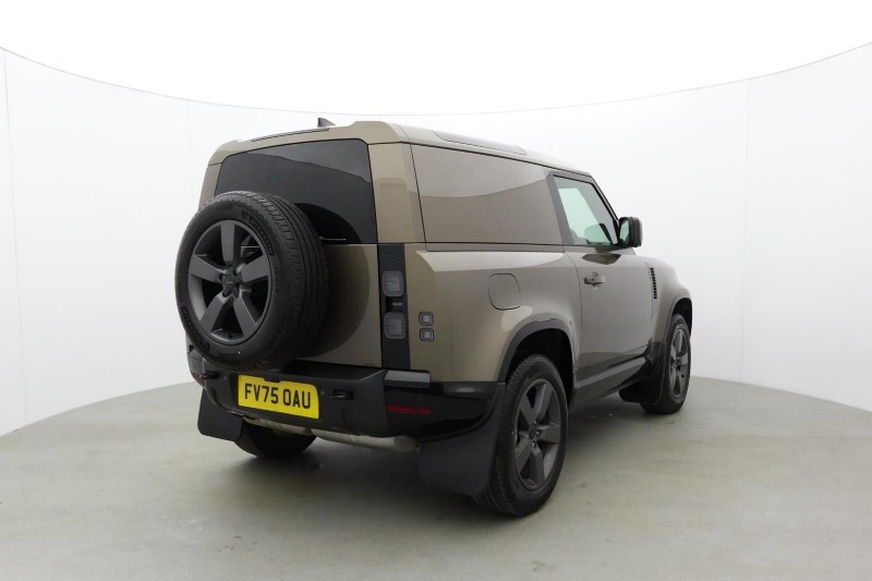 2026 (75) LAND ROVER COMMERCIAL DEFENDER 3.0 D350 Hard Top X-Dynamic HSE Auto [3 Seat] 5184647