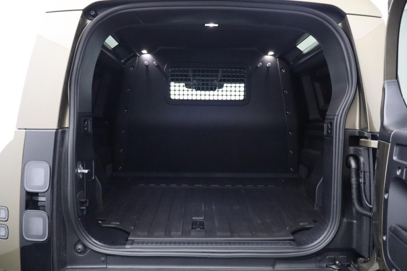 2026 (75) LAND ROVER COMMERCIAL DEFENDER 3.0 D350 Hard Top X-Dynamic HSE Auto [3 Seat] 5184659