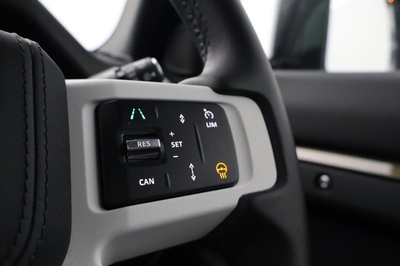 2026 (75) LAND ROVER COMMERCIAL DEFENDER 3.0 D350 Hard Top X-Dynamic HSE Auto [3 Seat] 5184688