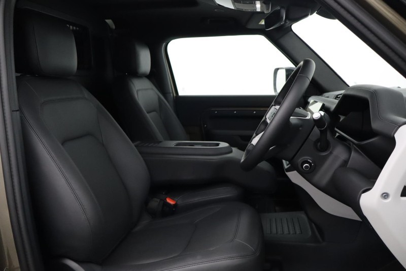 2026 (75) LAND ROVER COMMERCIAL DEFENDER 3.0 D350 Hard Top X-Dynamic HSE Auto [3 Seat] 5184678