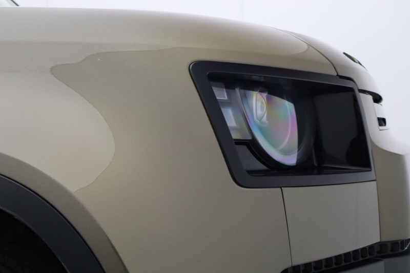 2026 (75) LAND ROVER COMMERCIAL DEFENDER 3.0 D350 Hard Top X-Dynamic HSE Auto [3 Seat] 5184671