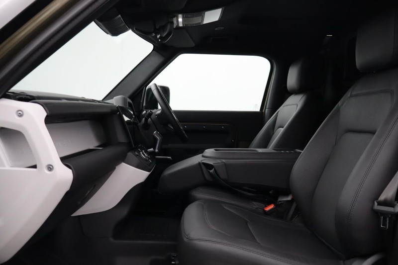 2026 (75) LAND ROVER COMMERCIAL DEFENDER 3.0 D350 Hard Top X-Dynamic HSE Auto [3 Seat] 5184675