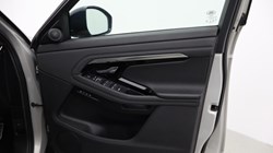 2020 (20) LAND ROVER RANGE ROVER EVOQUE 2.0 D180 R-Dynamic SE 5dr Auto 5160431