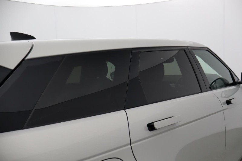 2020 (20) LAND ROVER RANGE ROVER EVOQUE 2.0 D180 R-Dynamic SE 5dr Auto 5160400