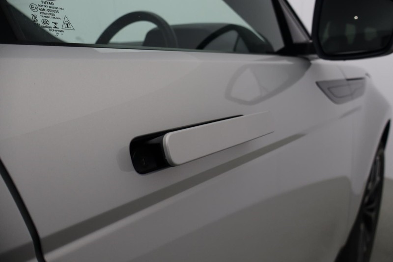 2020 (20) LAND ROVER RANGE ROVER EVOQUE 2.0 D180 R-Dynamic SE 5dr Auto 5160405