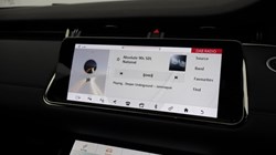 2020 (20) LAND ROVER RANGE ROVER EVOQUE 2.0 D180 R-Dynamic SE 5dr Auto 5160443