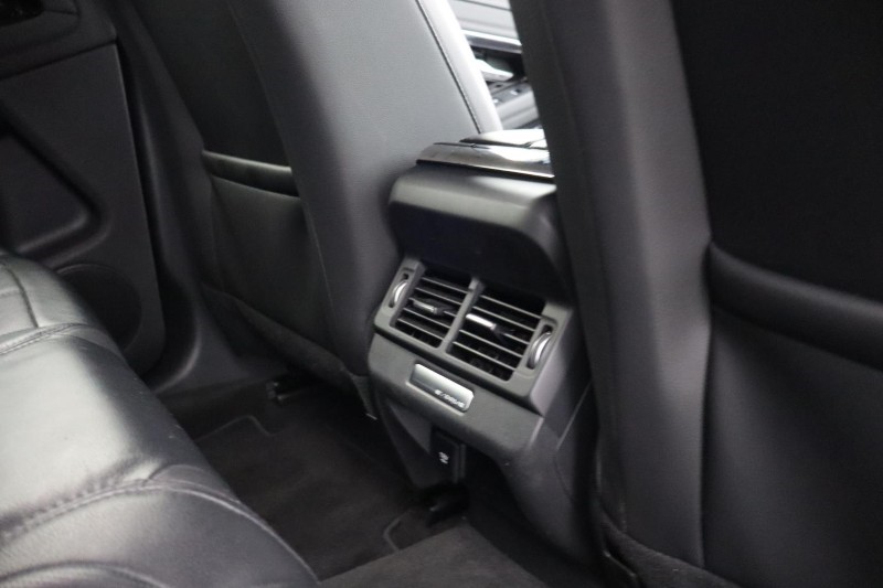 2020 (20) LAND ROVER RANGE ROVER EVOQUE 2.0 D180 R-Dynamic SE 5dr Auto 5160403