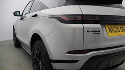 2020 (20) LAND ROVER RANGE ROVER EVOQUE 2.0 D180 R-Dynamic SE 5dr Auto 5160392
