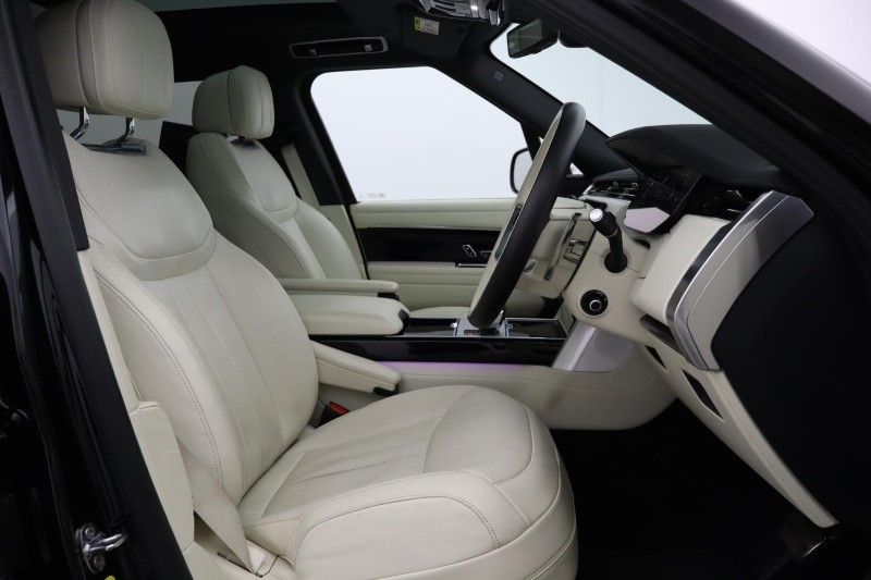 2024 (24) LAND ROVER RANGE ROVER 3.0 P400 HSE LWB 4dr Auto [7 Seat] 5203542