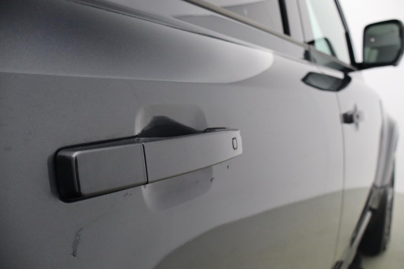 2025 (25) LAND ROVER DEFENDER 3.0 D350 X-Dynamic SE 110 5dr Auto 5162545