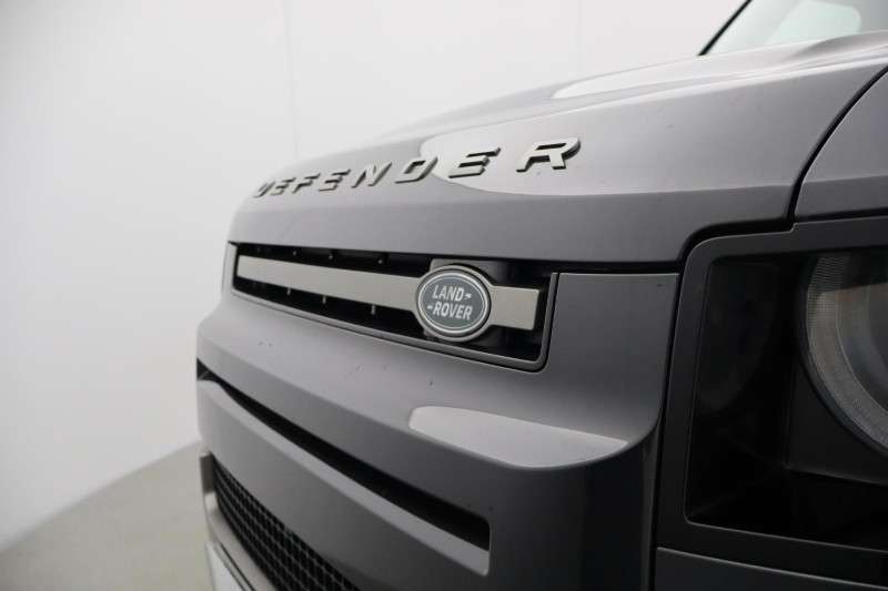 2025 (25) LAND ROVER DEFENDER 3.0 D350 X-Dynamic SE 110 5dr Auto 5162558