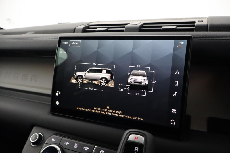 2025 (25) LAND ROVER DEFENDER 3.0 D350 X-Dynamic SE 110 5dr Auto 5162588