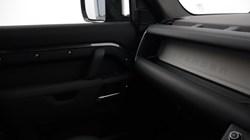 2025 (25) LAND ROVER DEFENDER 3.0 D350 X-Dynamic SE 110 5dr Auto 5162585