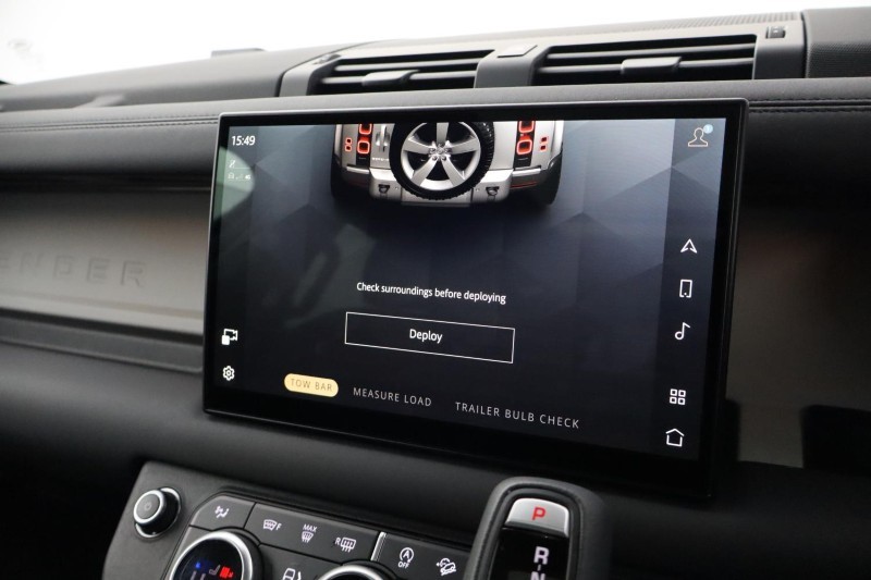 2025 (25) LAND ROVER DEFENDER 3.0 D350 X-Dynamic SE 110 5dr Auto 5162583