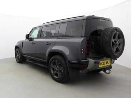 2025 (25) LAND ROVER DEFENDER 3.0 D350 X-Dynamic SE 110 5dr Auto