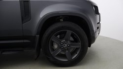 2025 (25) LAND ROVER DEFENDER 3.0 D350 X-Dynamic SE 110 5dr Auto 5162552