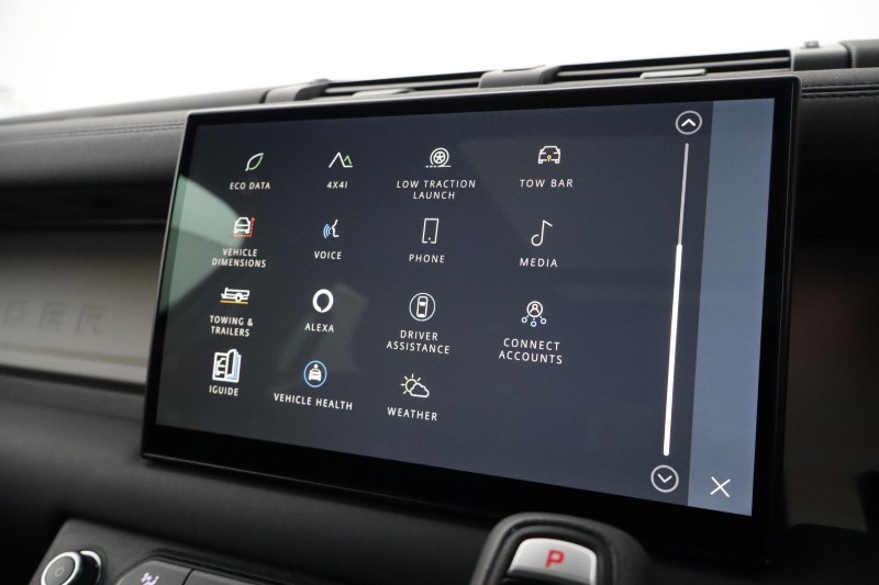 2025 (25) LAND ROVER DEFENDER 3.0 D350 X-Dynamic SE 110 5dr Auto 5162589