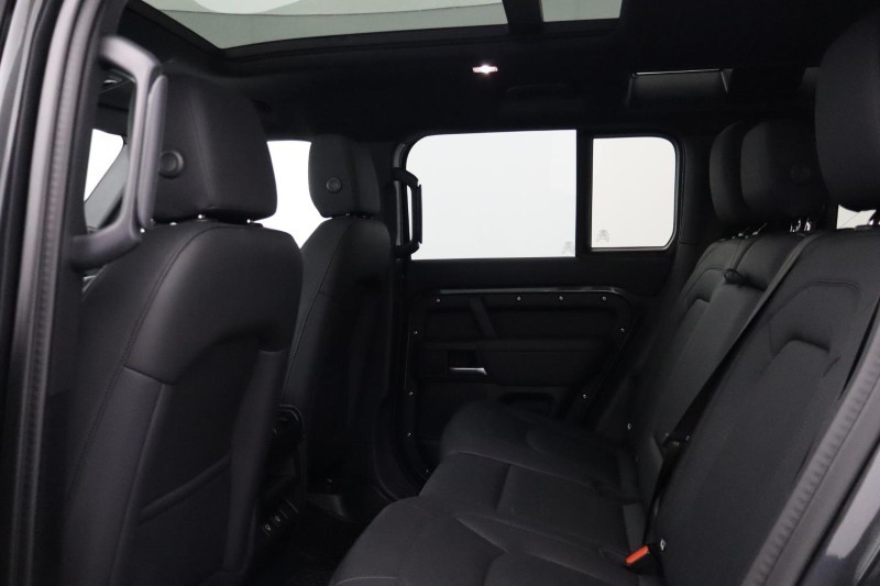 2025 (25) LAND ROVER DEFENDER 3.0 D350 X-Dynamic SE 110 5dr Auto 5162539