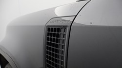 2025 (25) LAND ROVER DEFENDER 3.0 D350 X-Dynamic SE 110 5dr Auto 5162560