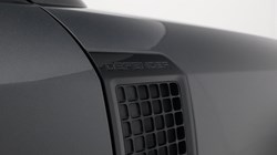 2025 (25) LAND ROVER DEFENDER 3.0 D350 X-Dynamic SE 110 5dr Auto 5162549