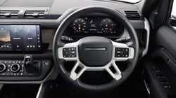 2025 (25) LAND ROVER DEFENDER 3.0 D350 X-Dynamic SE 110 5dr Auto 5162566