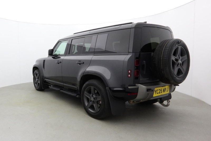 2025 (25) LAND ROVER DEFENDER 3.0 D350 X-Dynamic SE 110 5dr Auto