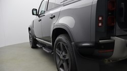 2025 (25) LAND ROVER DEFENDER 3.0 D350 X-Dynamic SE 110 5dr Auto 5162532