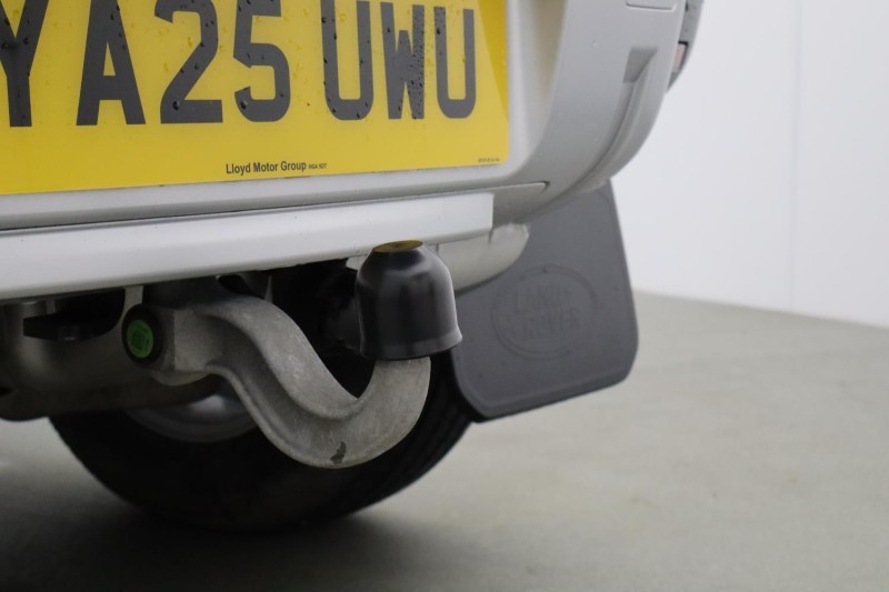 2025 (25) LAND ROVER COMMERCIAL DEFENDER 3.0 D250 Hard Top S Auto 5179543