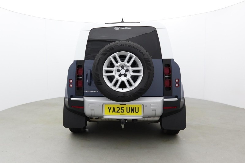 2025 (25) LAND ROVER COMMERCIAL DEFENDER 3.0 D250 Hard Top S Auto 5179534