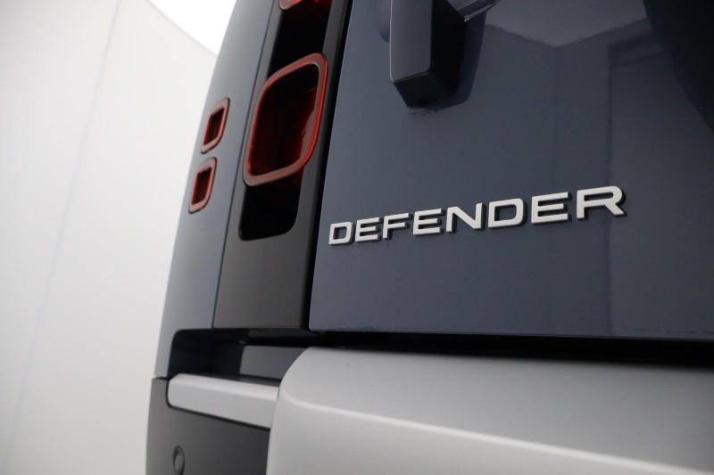 2025 (25) LAND ROVER COMMERCIAL DEFENDER 3.0 D250 Hard Top S Auto 5179545